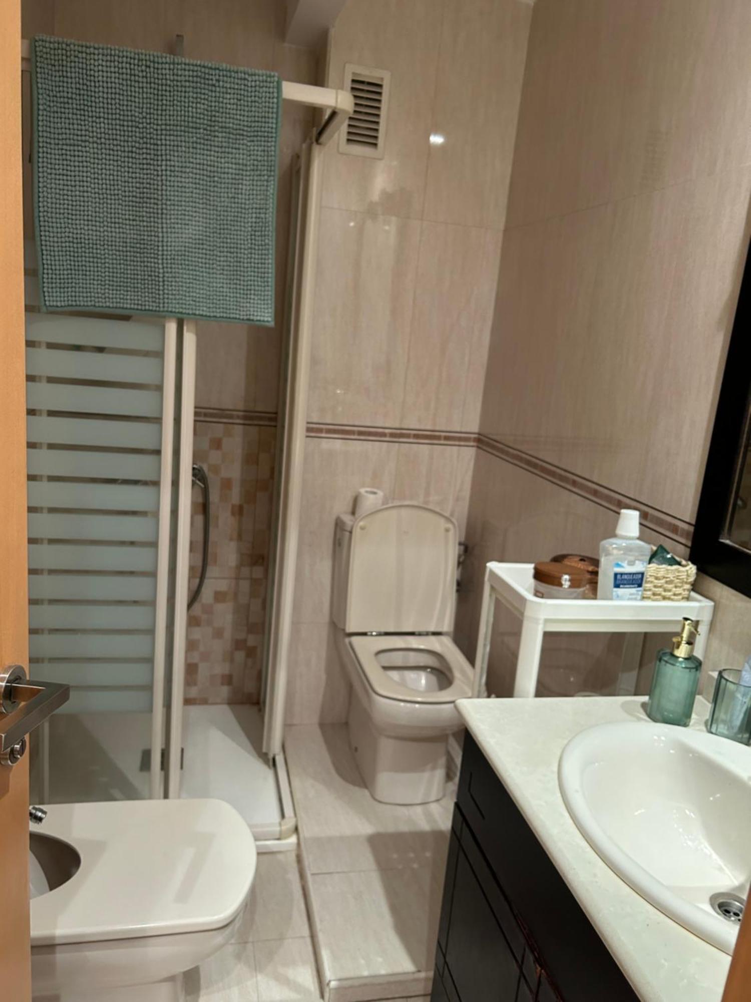 Comoda Habitacion Individual Madrid Extérieur photo